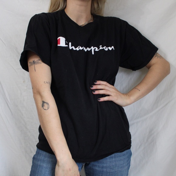 Champion Tshirt - Picture 3 of 3